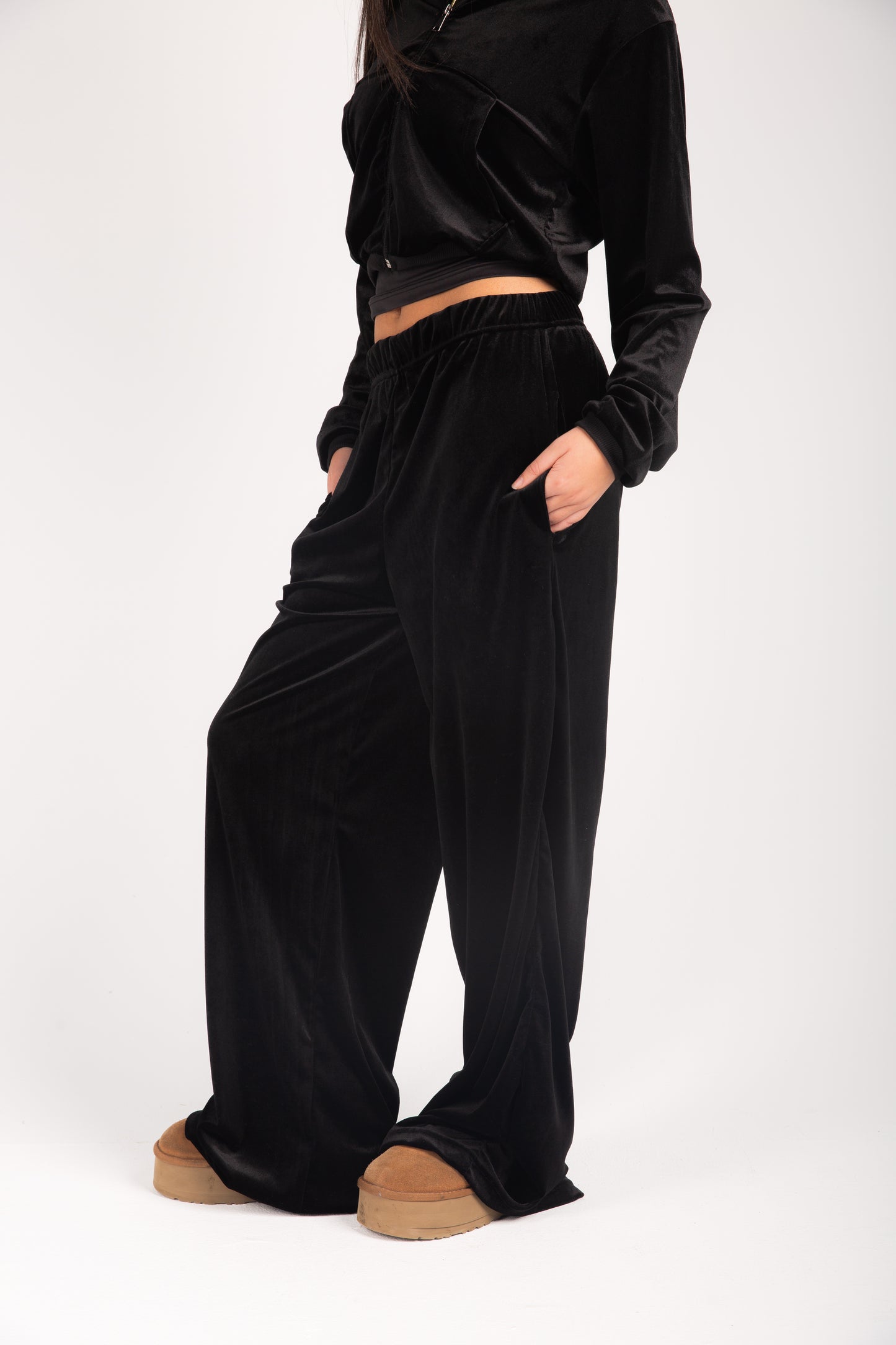 BLACK VELVET PANTS