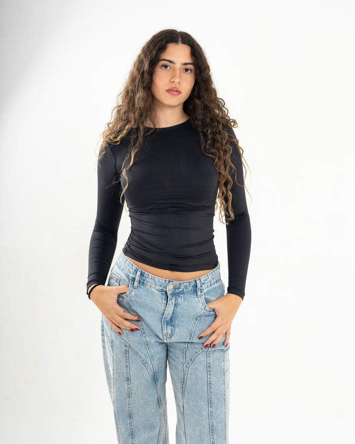 ROUNDNECK BLACK SEAMLESS TOP